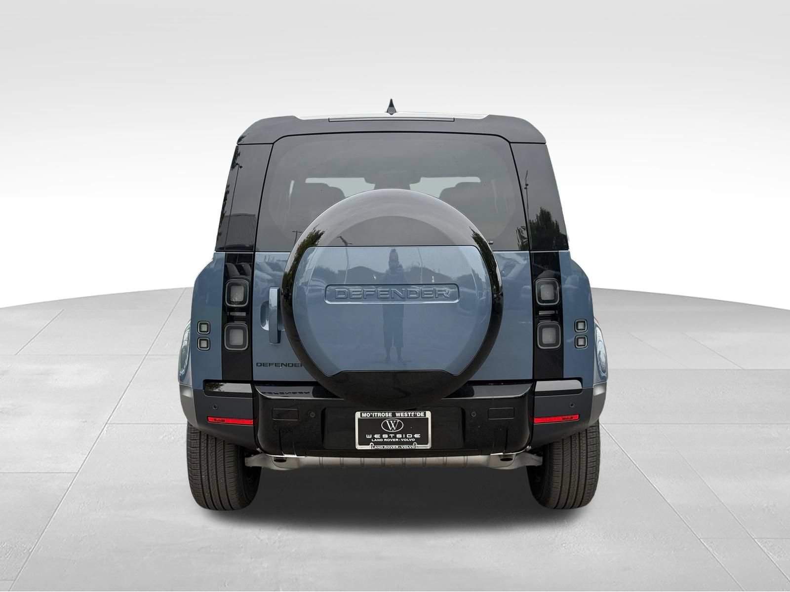 New 2026 Land Rover Defender 110 S AWD/4WD image 4