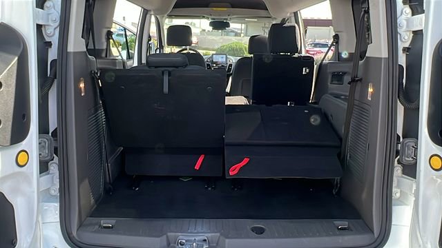 Used 2022 Ford Transit Connect XLT image 14