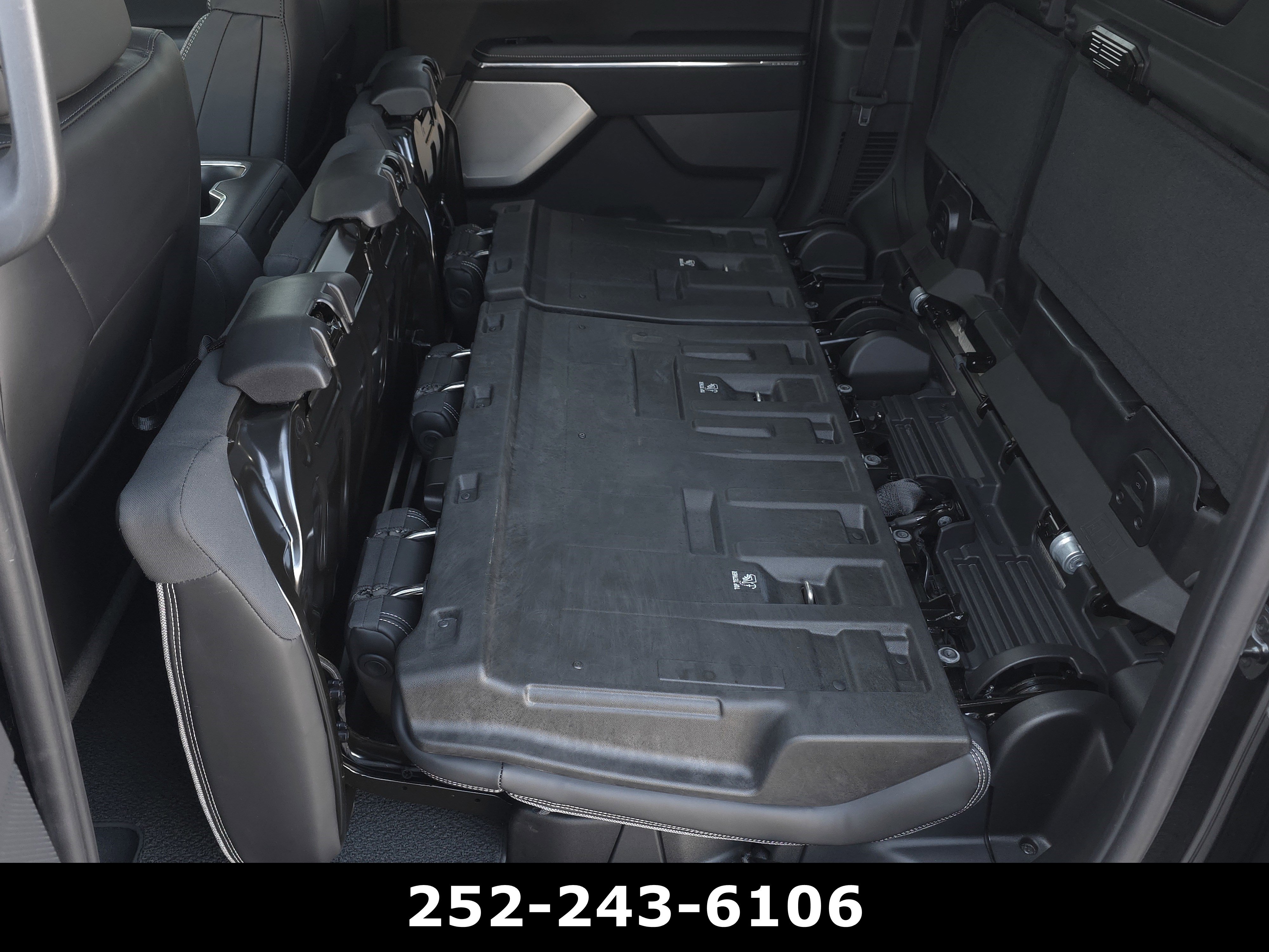 Used 2025 GMC Sierra EV Denali AWD/4WD image 33