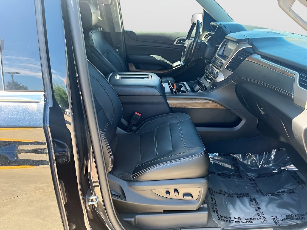 Used 2019 GMC Yukon XL Denali w/ Open Road Package AWD/4WD image 32