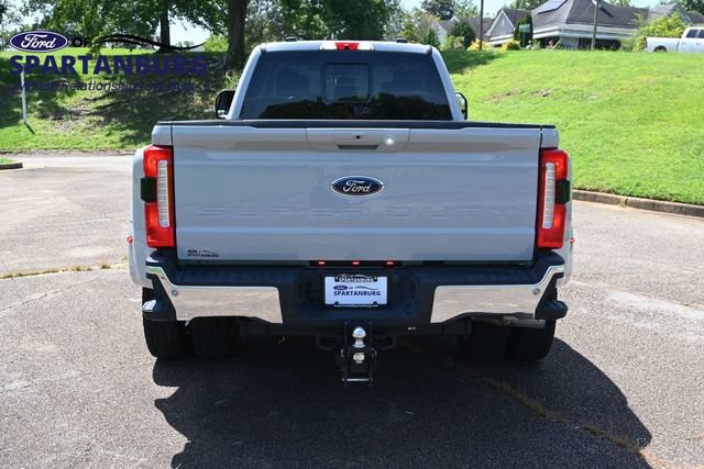 Certified 2025 Ford F450 Lariat w/ Lariat Ultimate Package AWD/4WD image 4