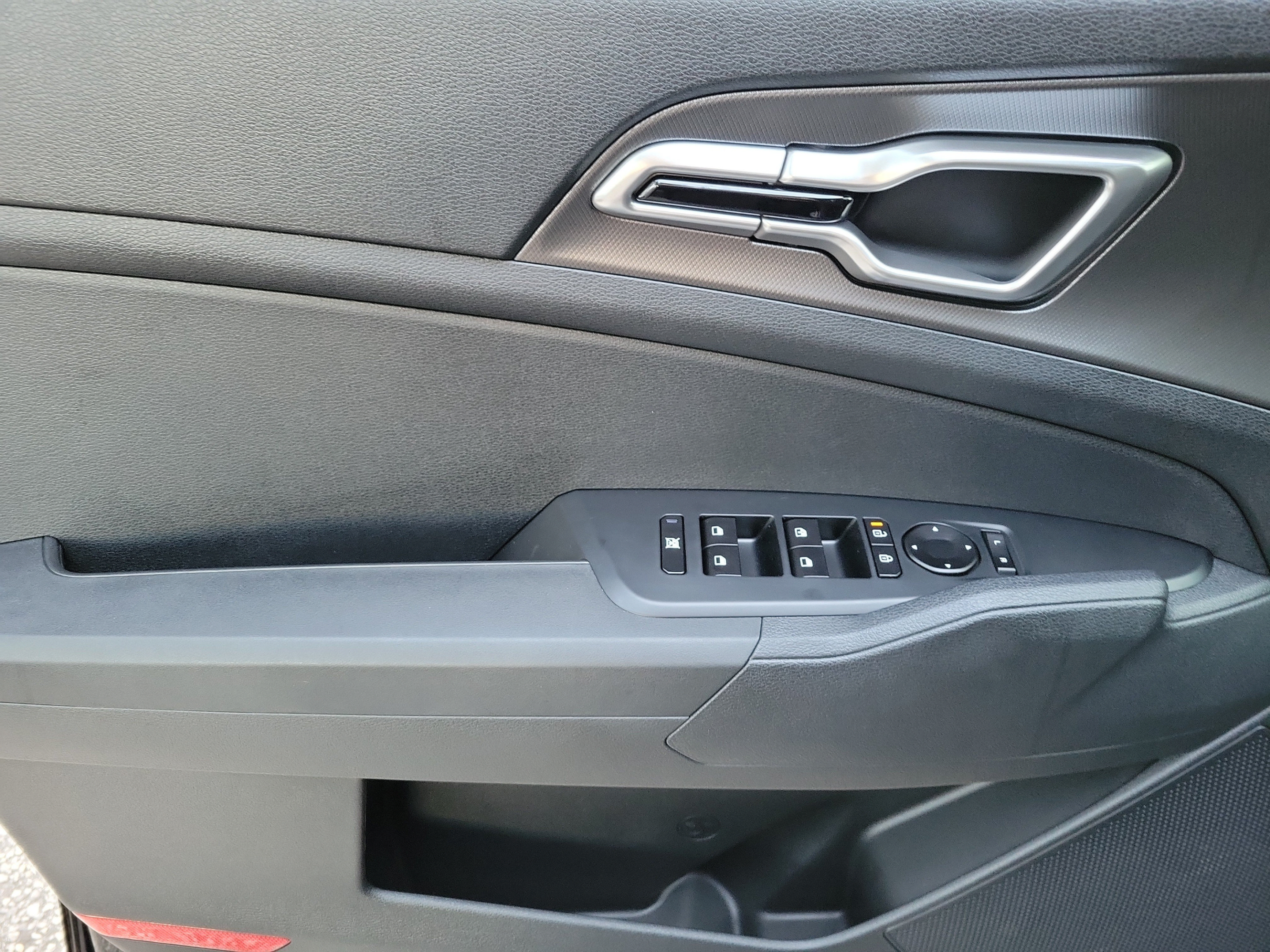 New 2027 Kia Sportage LX FWD image 15