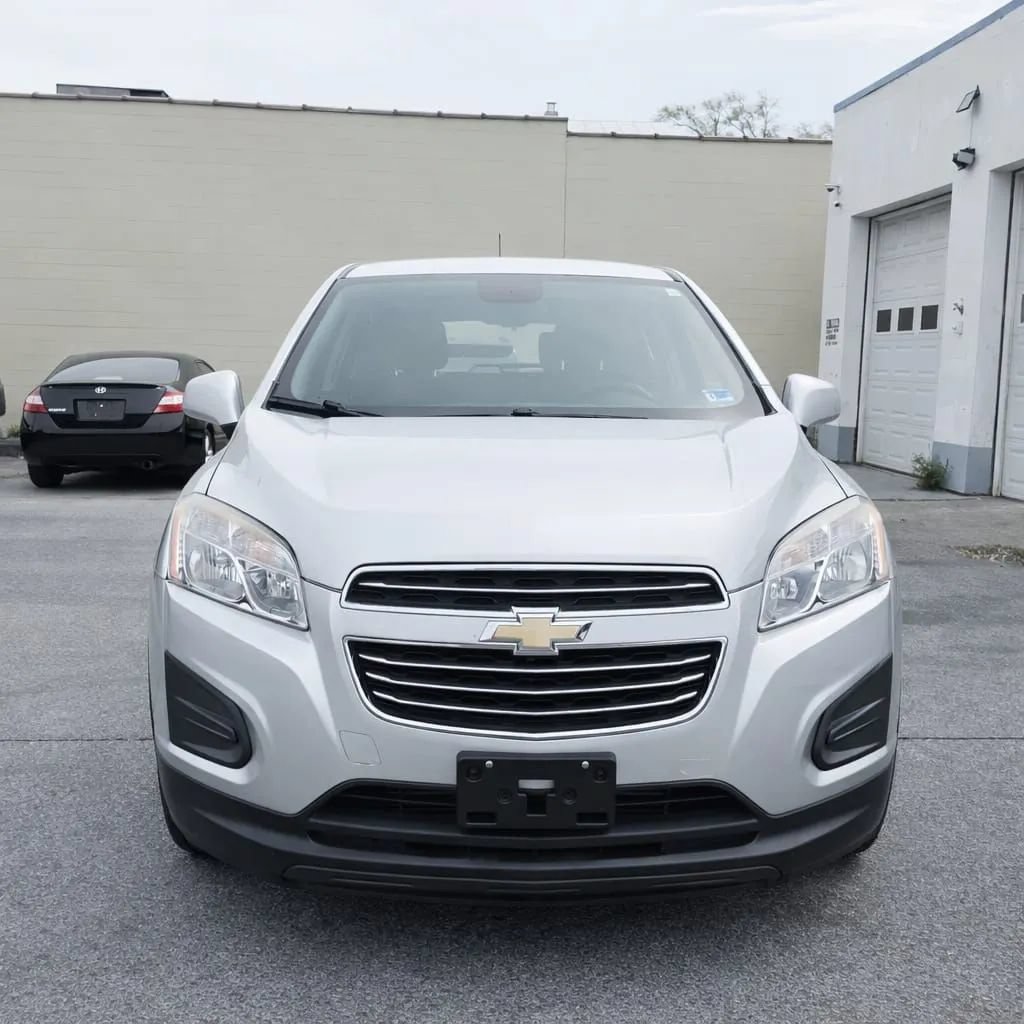 Used 2016 Chevrolet Trax LS AWD/4WD image 9