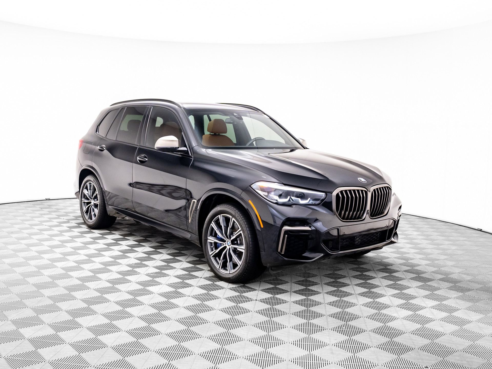 Certified 2022 BMW X5 M50i image 8