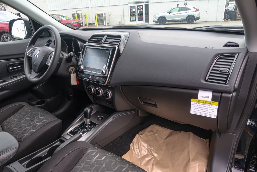 New 2027 Mitsubishi Outlander Sport ES AWD/4WD image 18