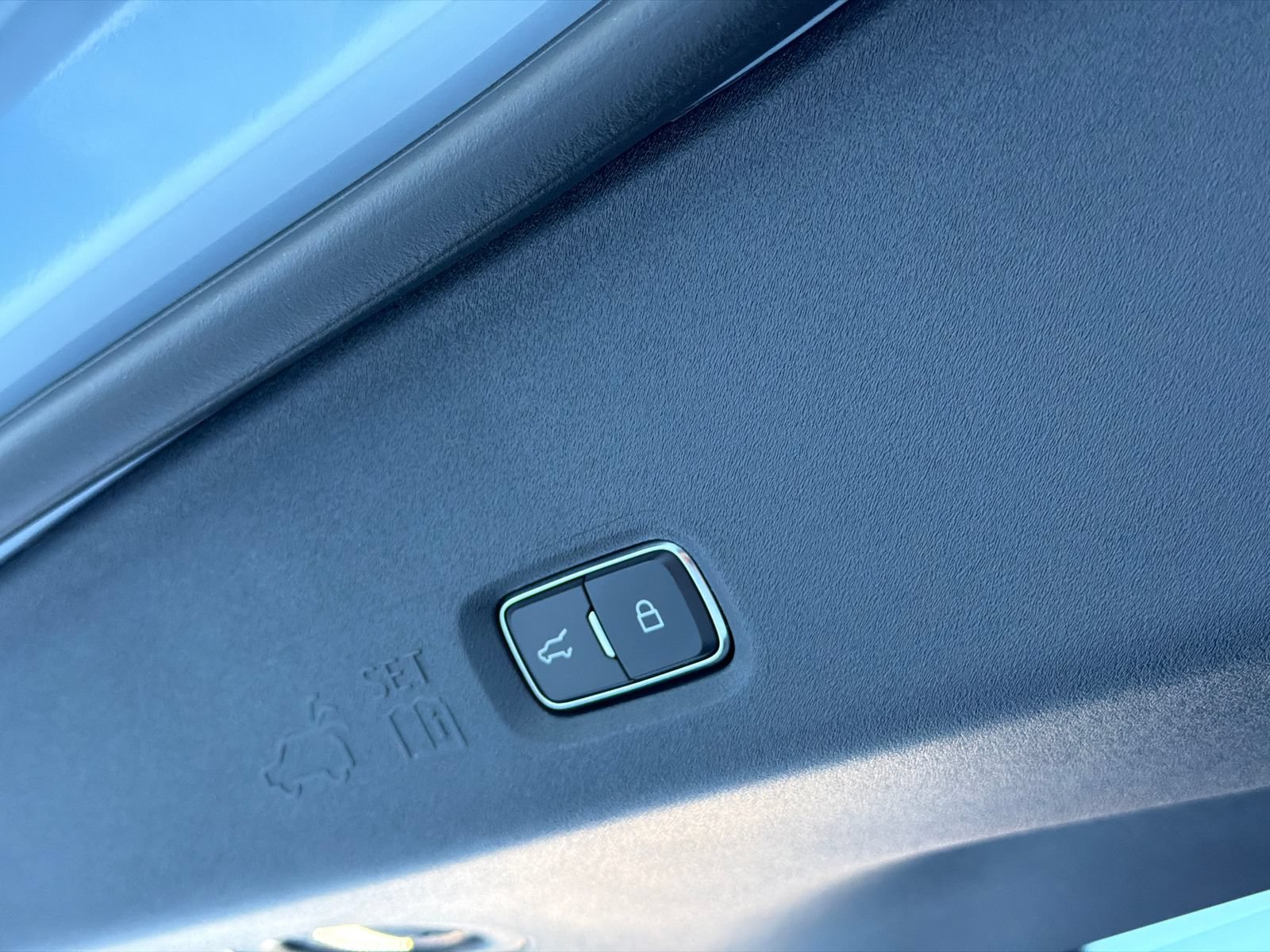 New 2026 Lincoln Navigator L Reserve AWD/4WD image 9