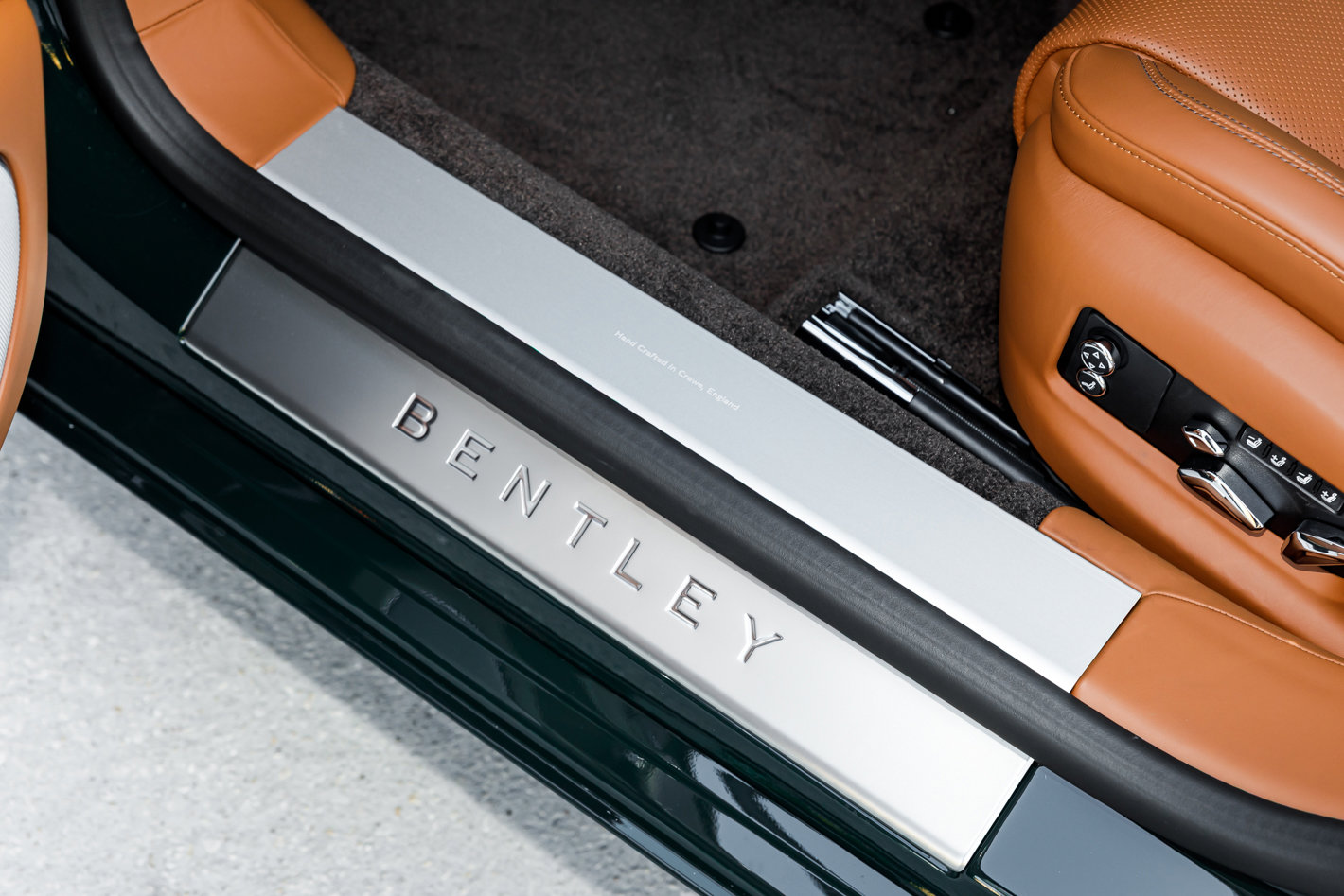 New 2026 Bentley Flying Spur Plug-In Hybrid image 26
