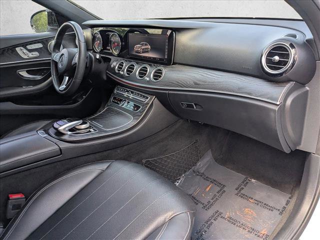 Used 2018 Mercedes-Benz E 400 4MATIC Sedan image 19