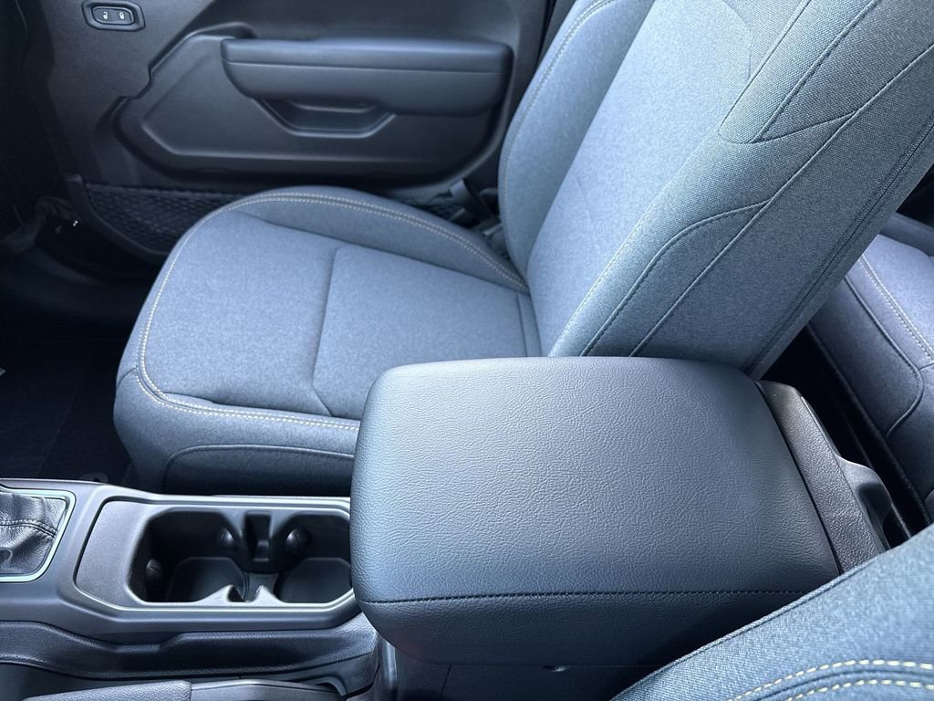 New 2025 Jeep Gladiator Sport image 20