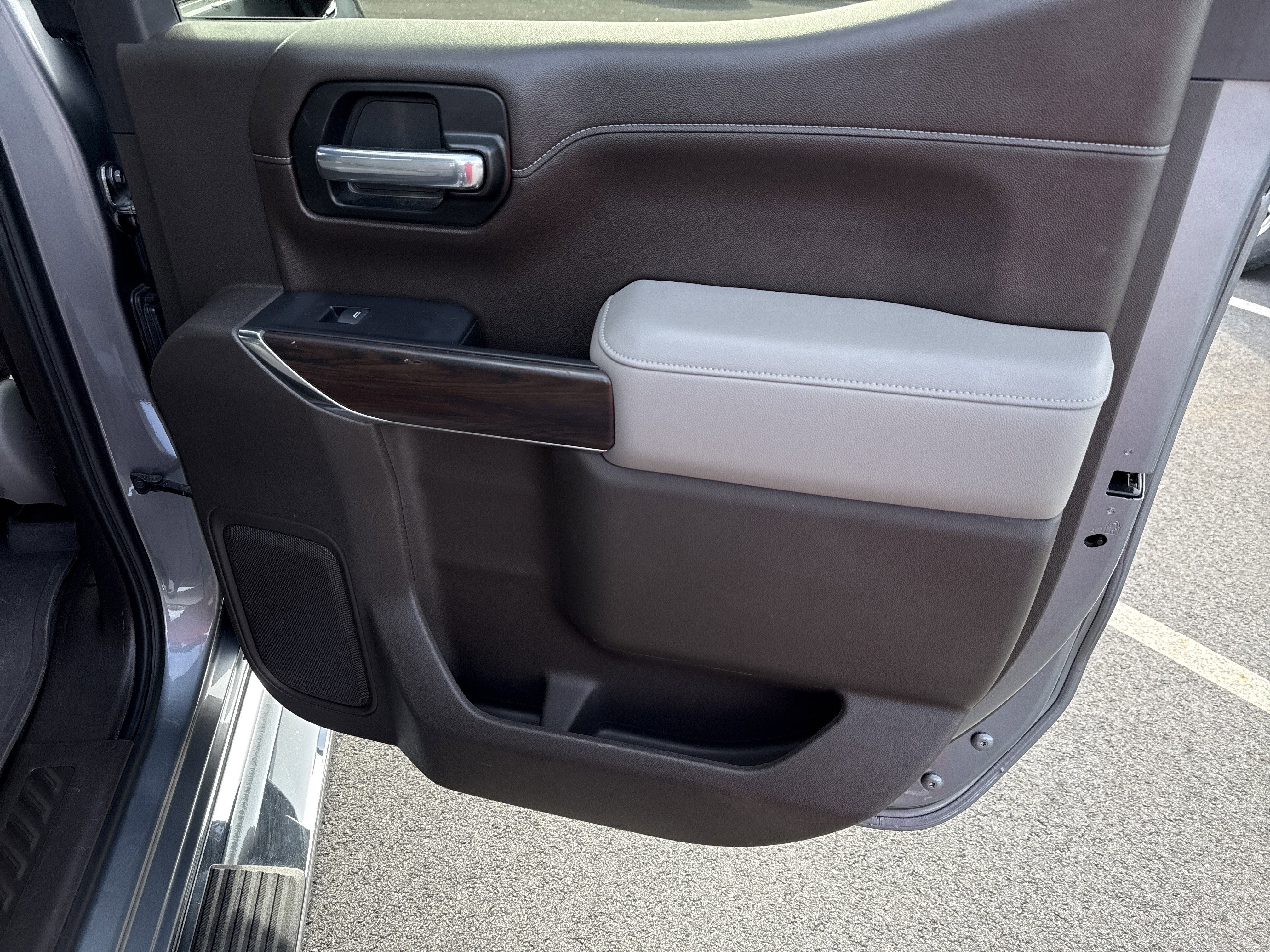 Used 2021 GMC Sierra 1500 SLT w/ SLT Premium Plus Package image 17