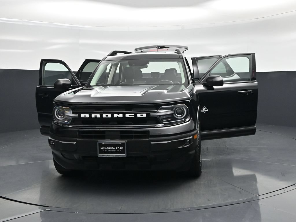 Used 2023 Ford Bronco Sport Outer Banks w/ Tech Package AWD/4WD image 33