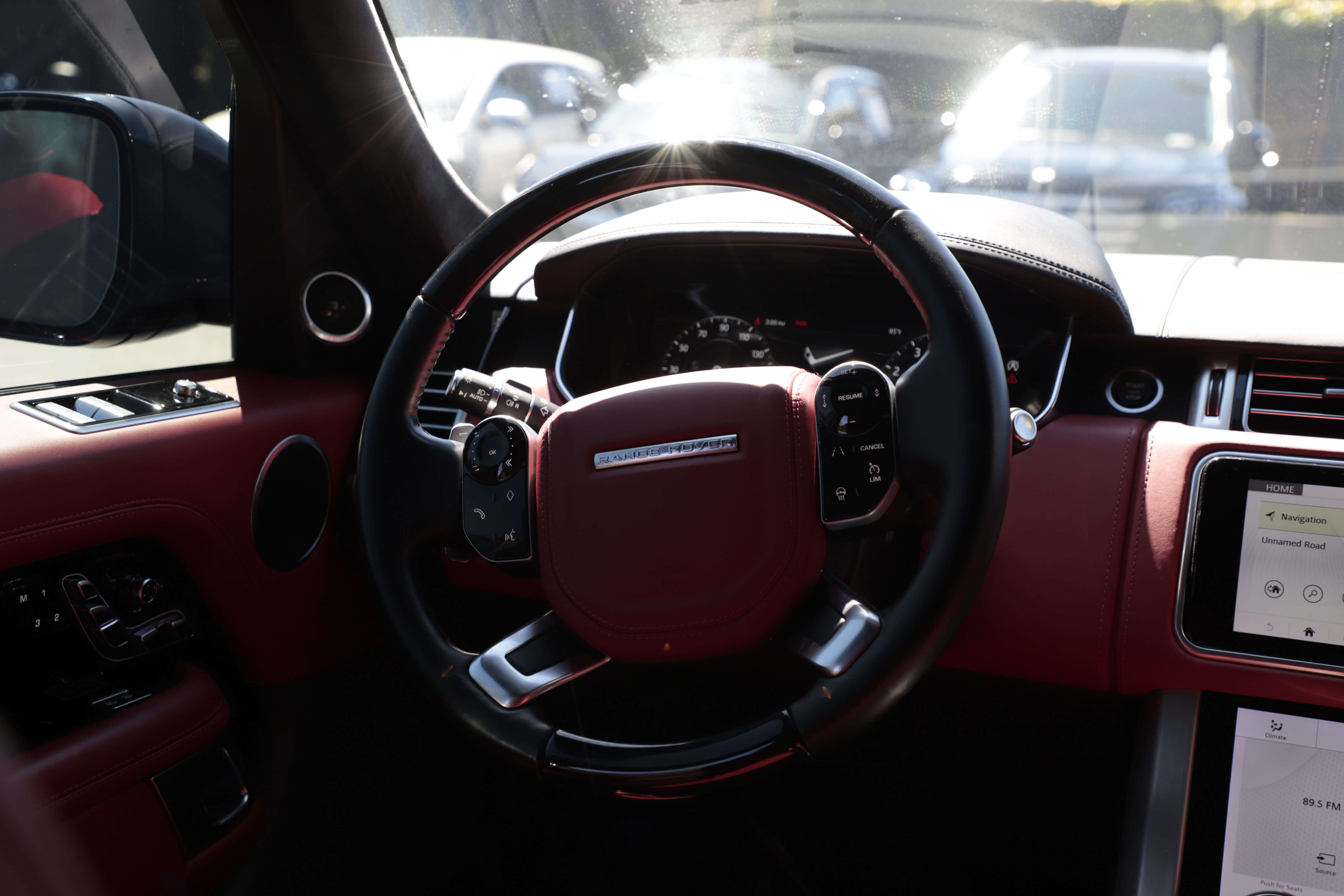 Used 2022 Land Rover Range Rover Autobiography AWD/4WD image 19
