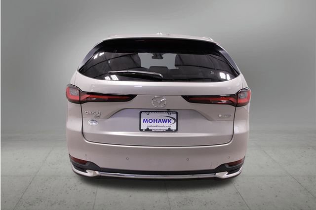 Used 2024 MAZDA CX-90 Plug-In Hybrid w/ Premium Pkg AWD/4WD image 4