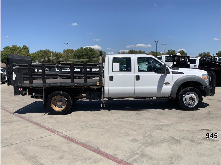 Used 2011 Ford F550 4x4 Crew Cab Super Duty w/ Payload Upgrade Pkg image 5