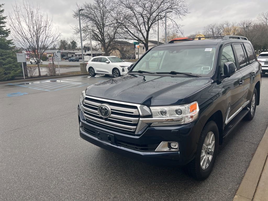Used 2018 Toyota Land Cruiser image 47