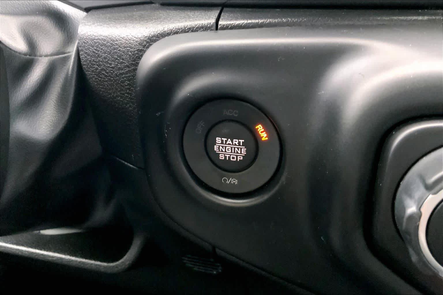Used 2023 Jeep Wrangler Unlimited Sport AWD/4WD image 34