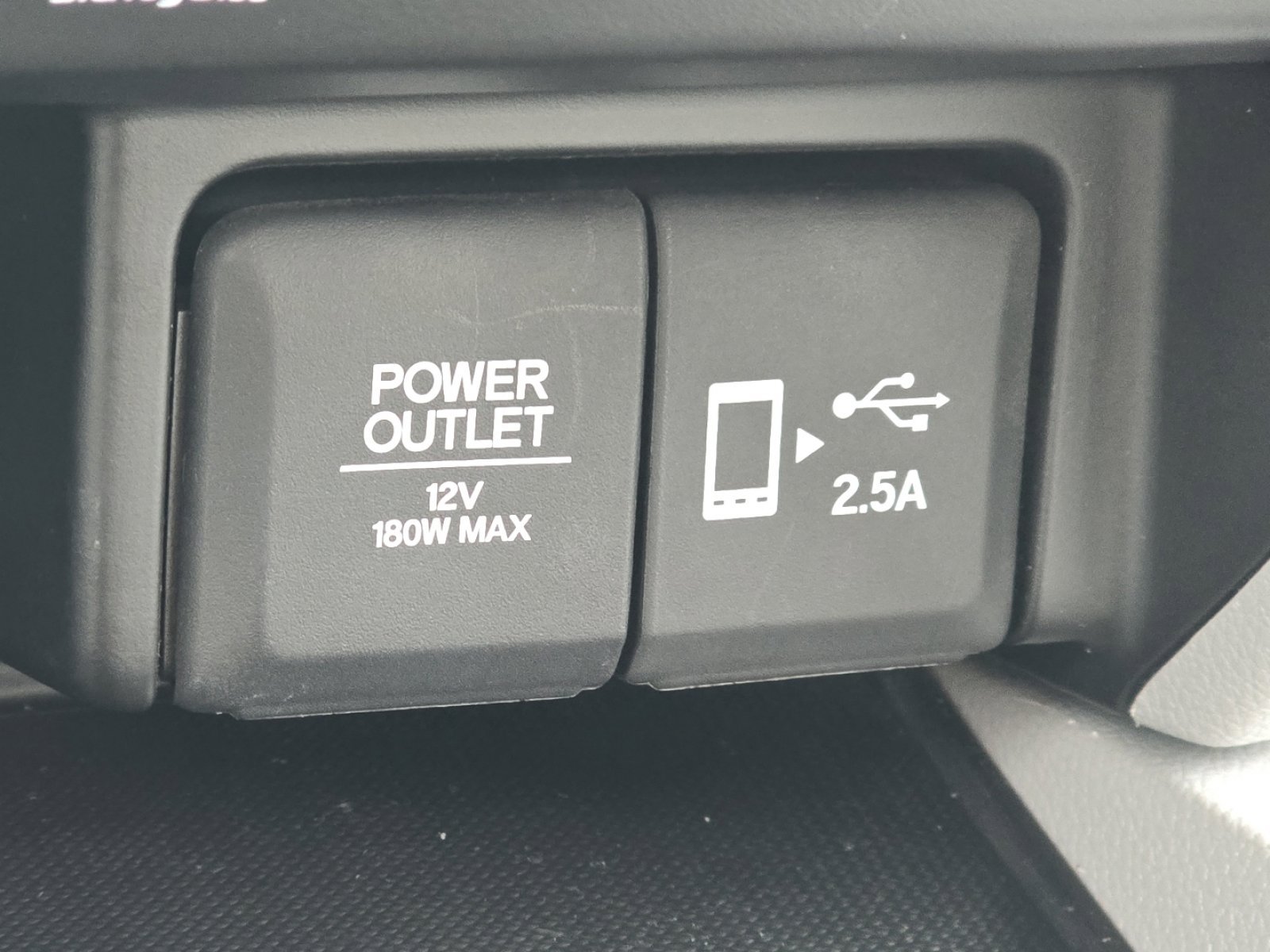 Certified 2020 Honda Pilot Touring image 12