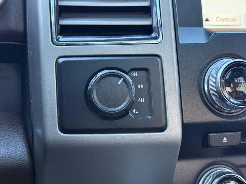 Used 2018 Ford F150 King Ranch image 17