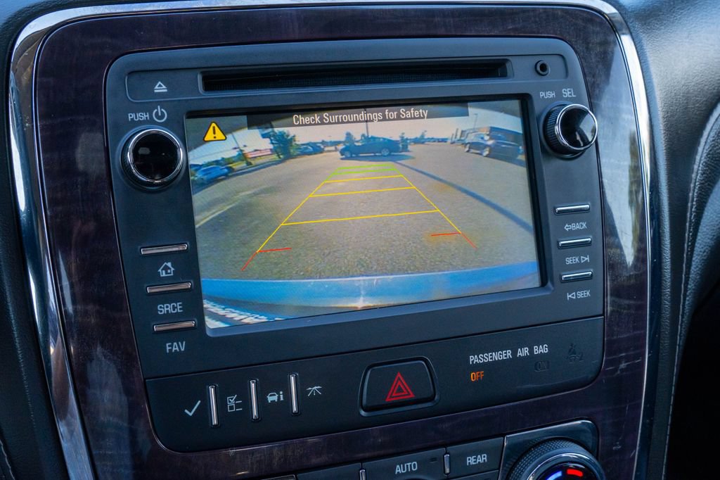 Used 2017 Buick Enclave Leather AWD/4WD image 33