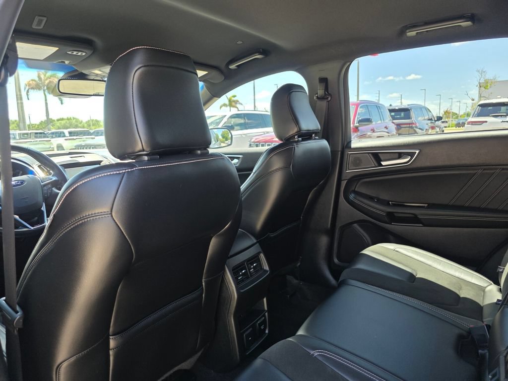 Used 2020 Ford Edge ST AWD/4WD image 19