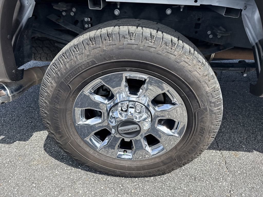 Used 2019 Ford F250 Lariat w/ Lariat Ultimate Package AWD/4WD image 18