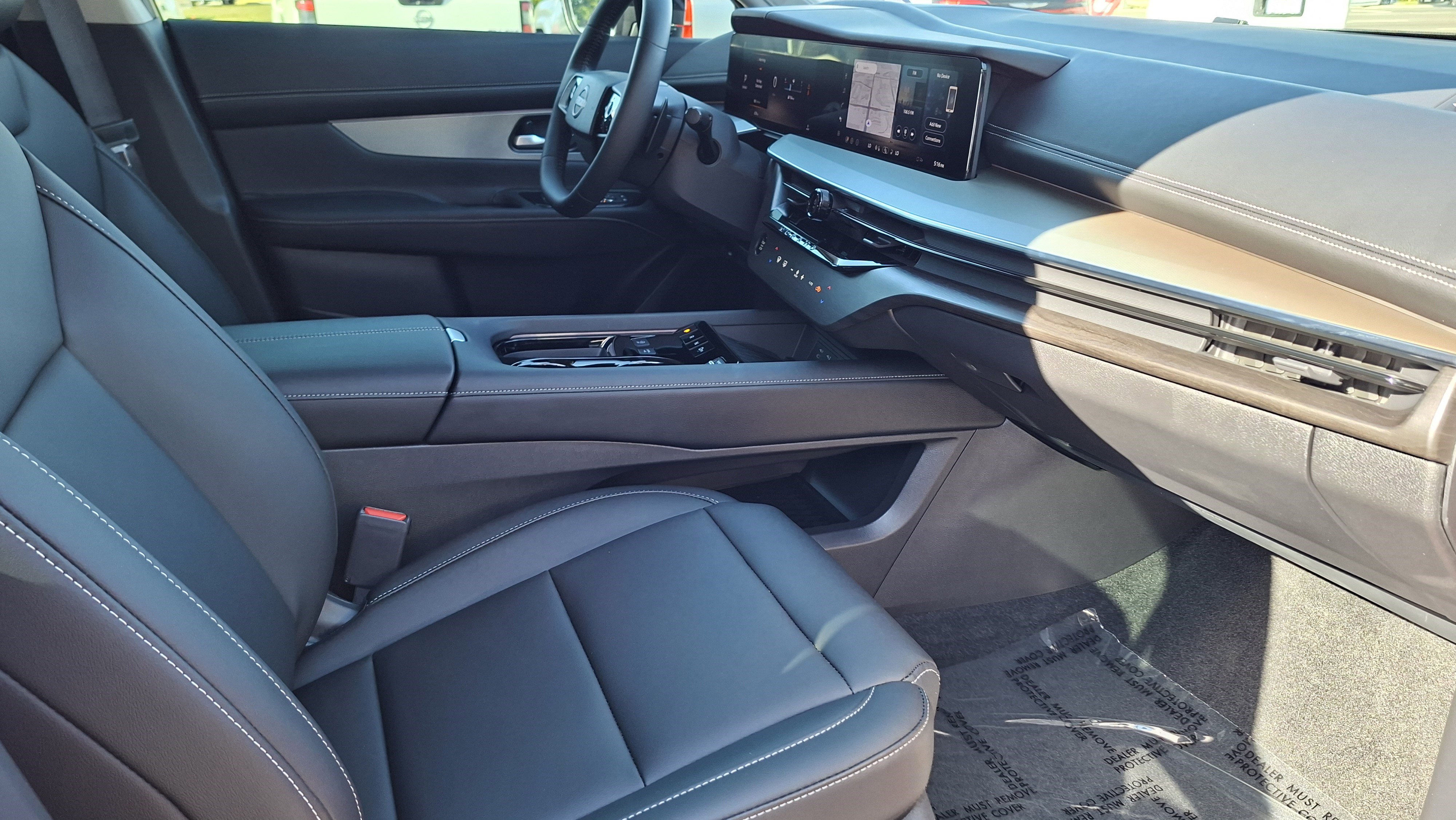 Certified 2025 Nissan Murano SL image 22