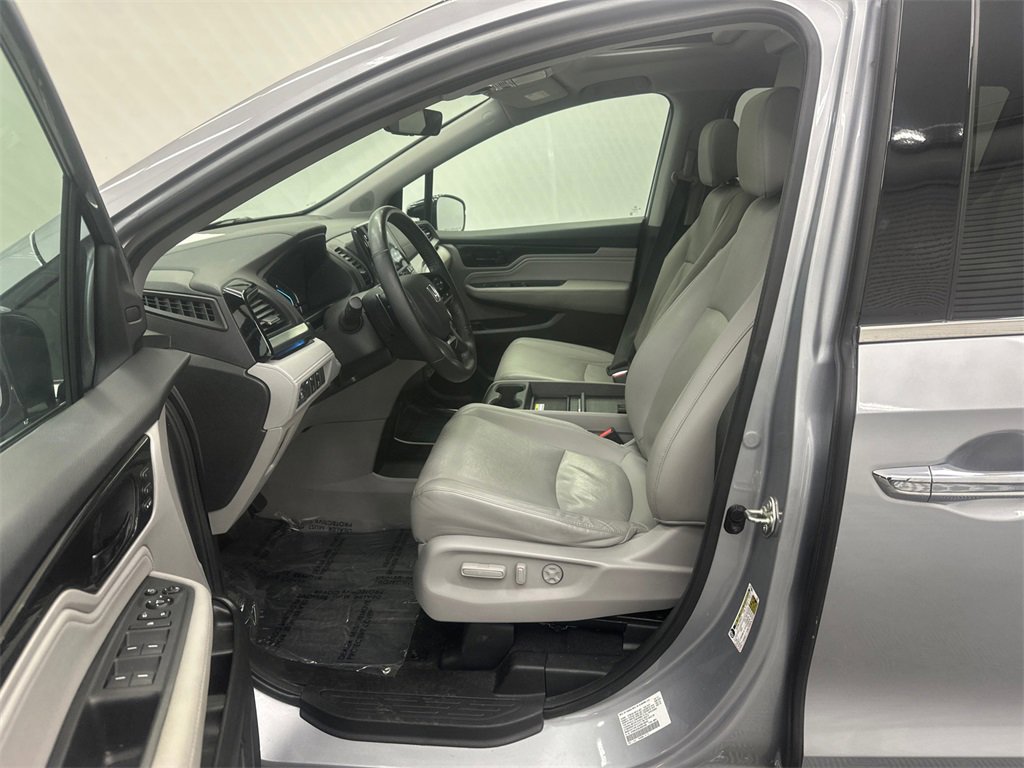 Used 2018 Honda Odyssey Elite image 9