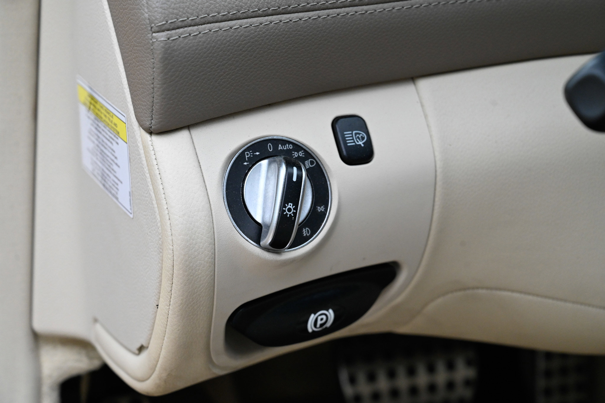 Used 2009 Mercedes-Benz SL 550 image 22