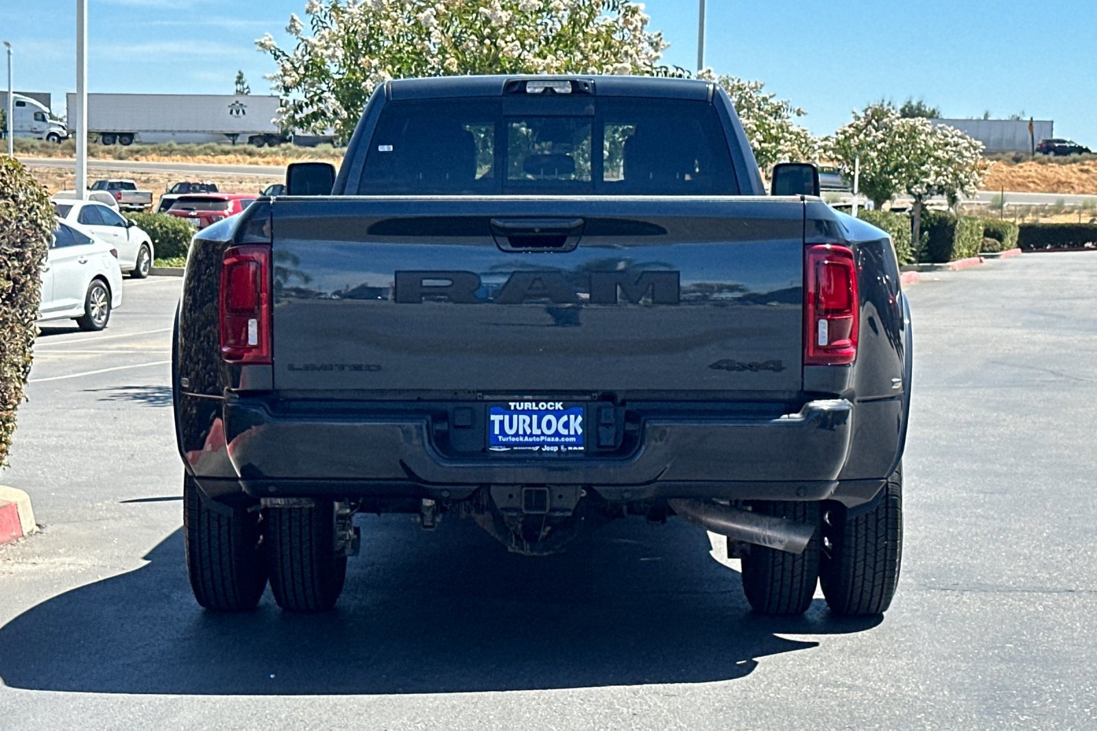 New 2025 RAM 3500 Limited image 5