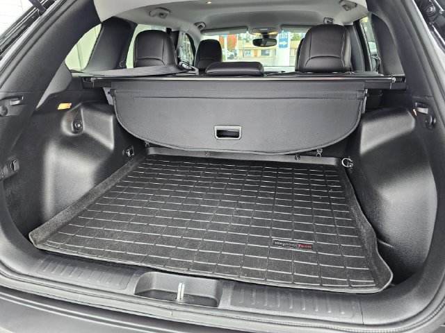 Used 2021 Jeep Cherokee Latitude Plus AWD/4WD image 18