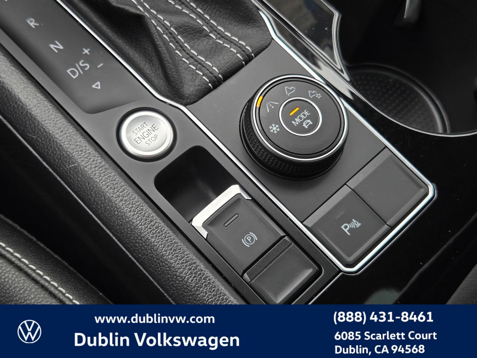 Certified 2023 Volkswagen Atlas SE w/ Panoramic Sunroof Package AWD/4WD image 20
