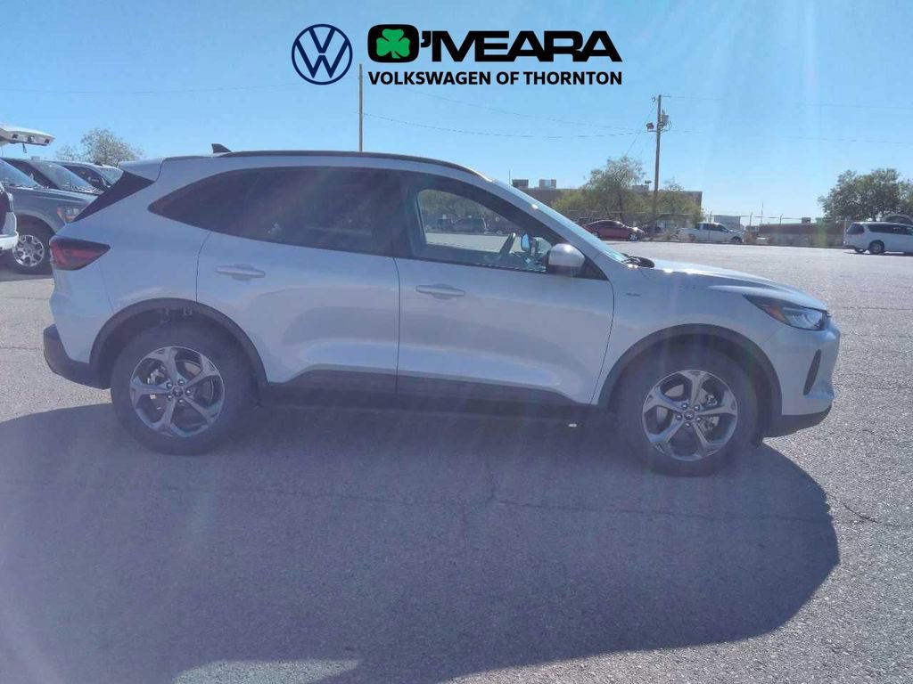 Used 2025 Ford Escape ST-Line Select image 6