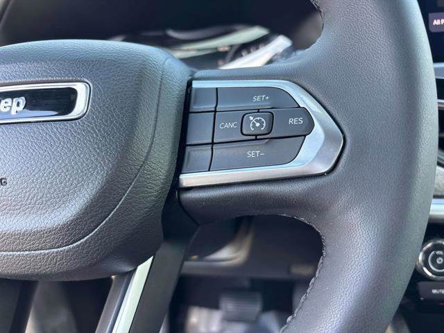 Certified 2023 Jeep Compass Latitude image 19