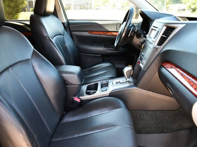 Used 2012 Subaru Outback 2.5i Limited w/ Moonroof Pkg AWD/4WD image 28