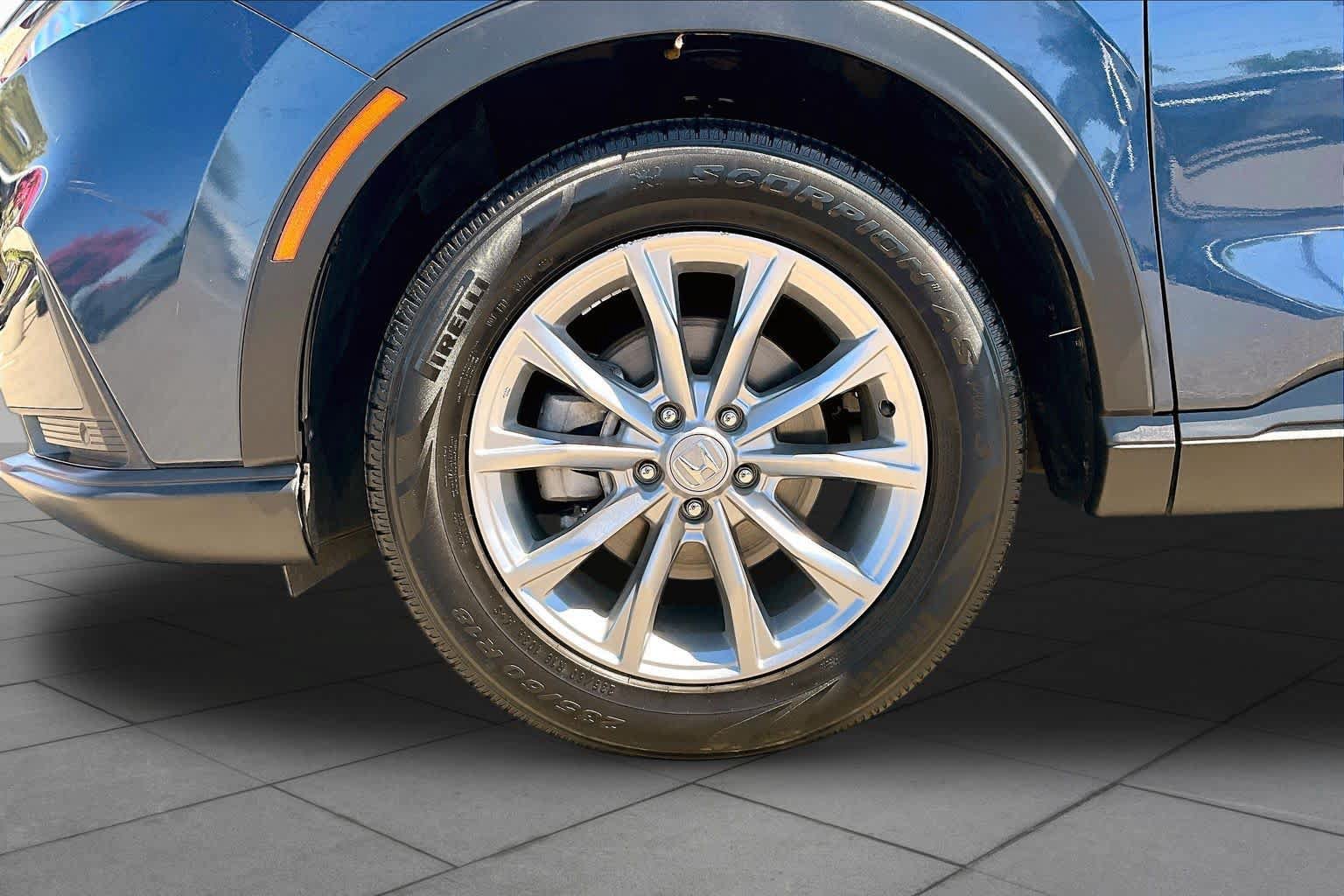 Used 2023 Honda CR-V EX-L image 10