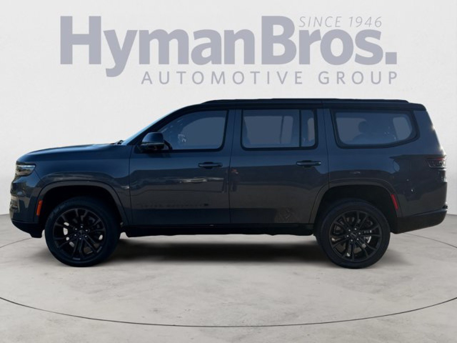 Used 2024 Jeep Grand Wagoneer Series II Obsidian w/ Quick Order Packagew 28T AWD/4WD image 6