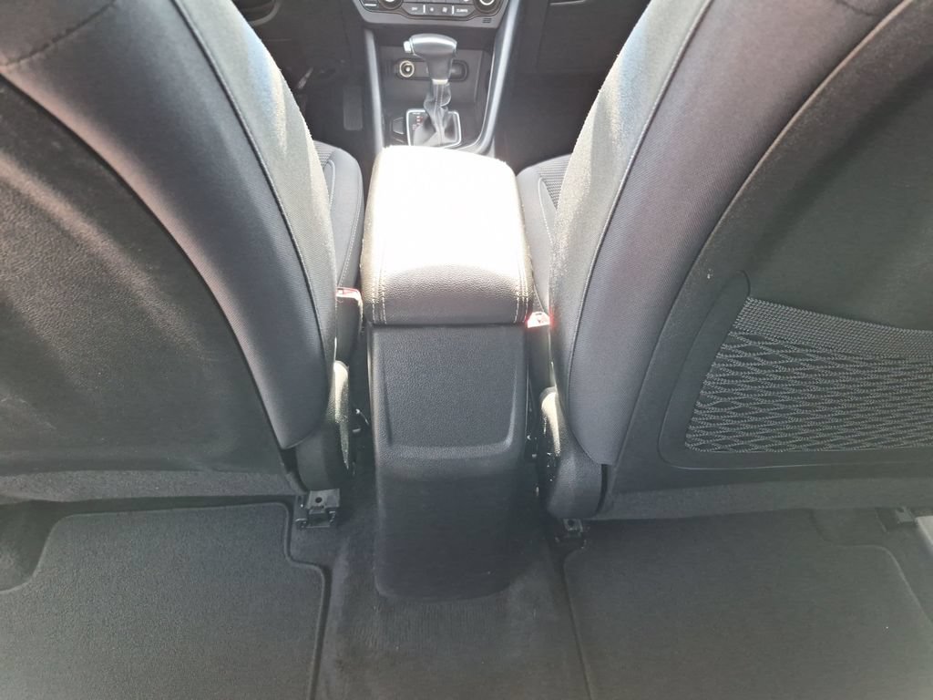 Used 2020 Kia Niro LXS FWD image 31