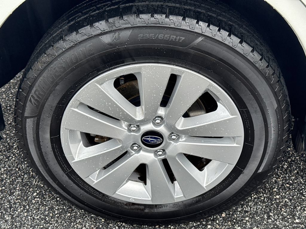 Used 2018 Subaru Outback 2.5i Premium AWD/4WD image 19