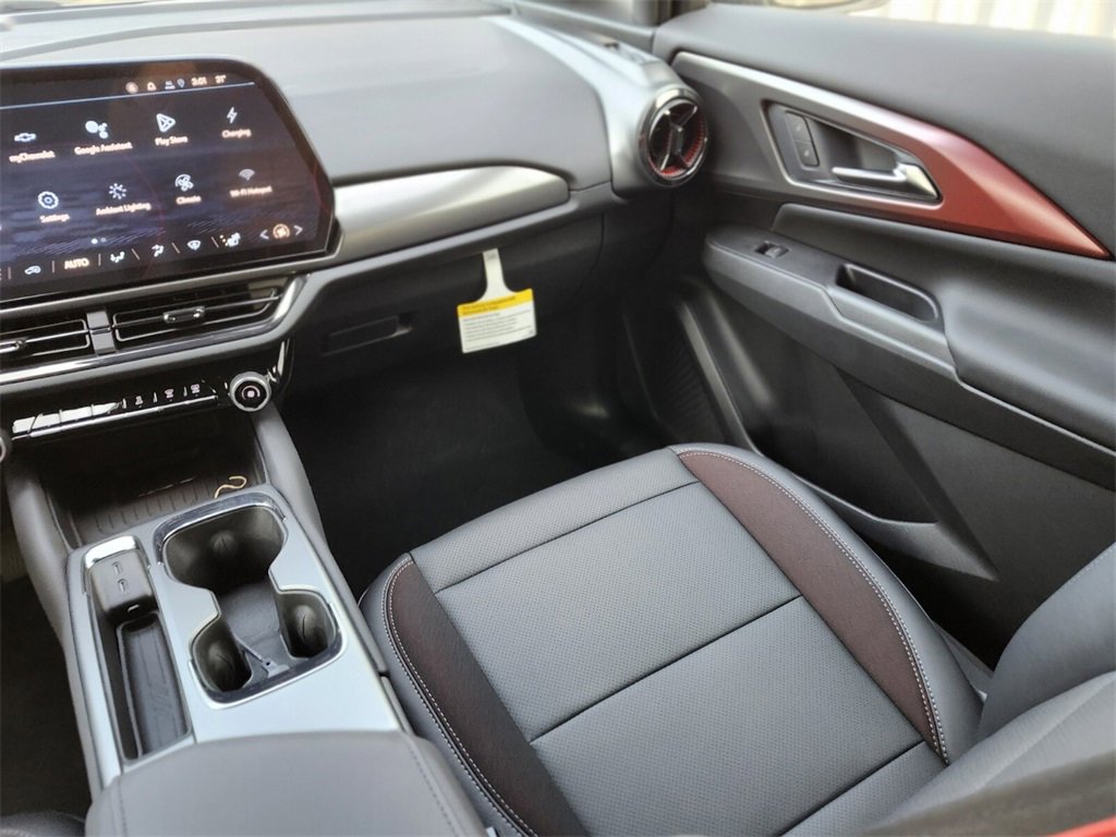 New 2026 Chevrolet Equinox EV RS image 13