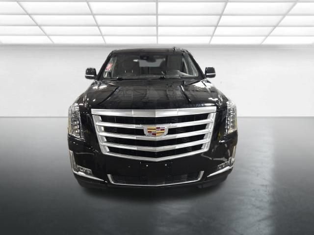 Used 2020 Cadillac Escalade Premium Luxury AWD/4WD image 9