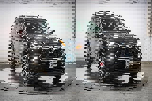 Certified 2022 Toyota Highlander XLE image 5