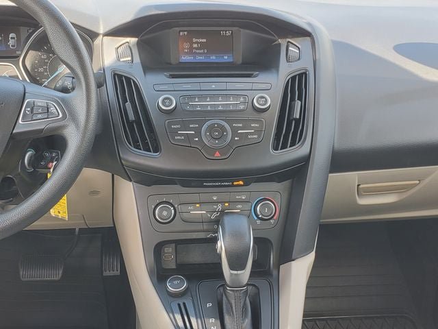 Used 2017 Ford Focus SE FWD image 22
