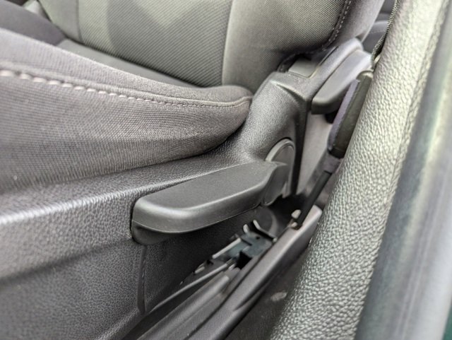 Used 2015 Chevrolet Cruze LT image 24