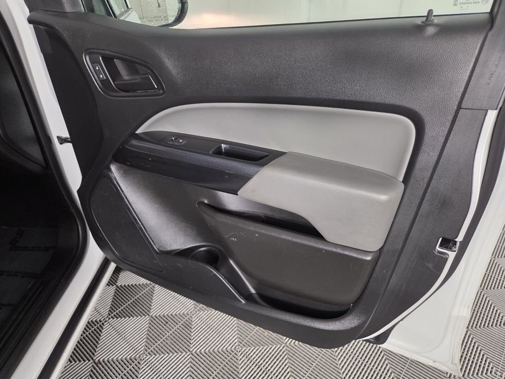Used 2020 Chevrolet Colorado W/T w/ WT Convenience Package image 34