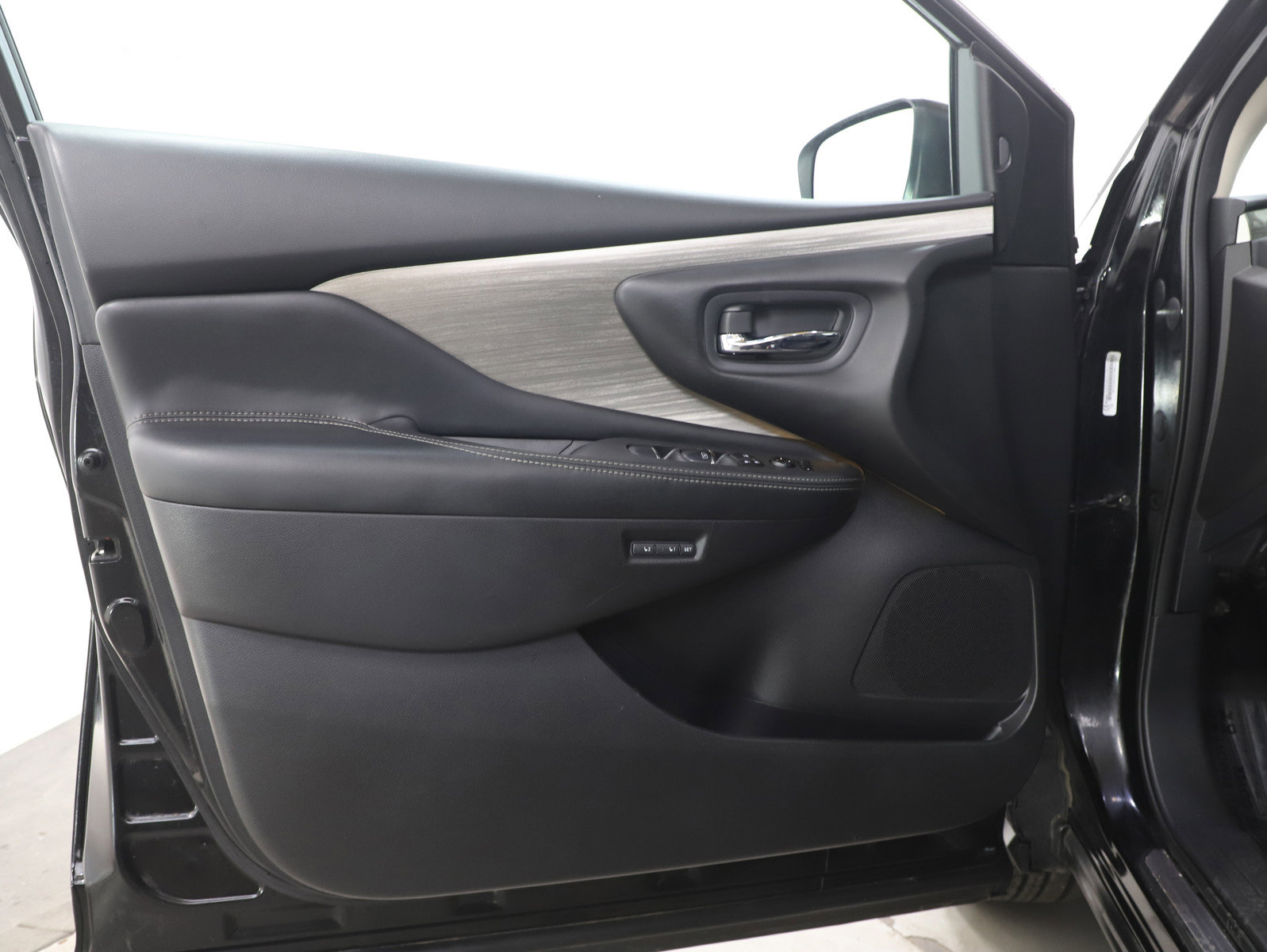 Used 2017 Nissan Murano Platinum AWD/4WD image 20