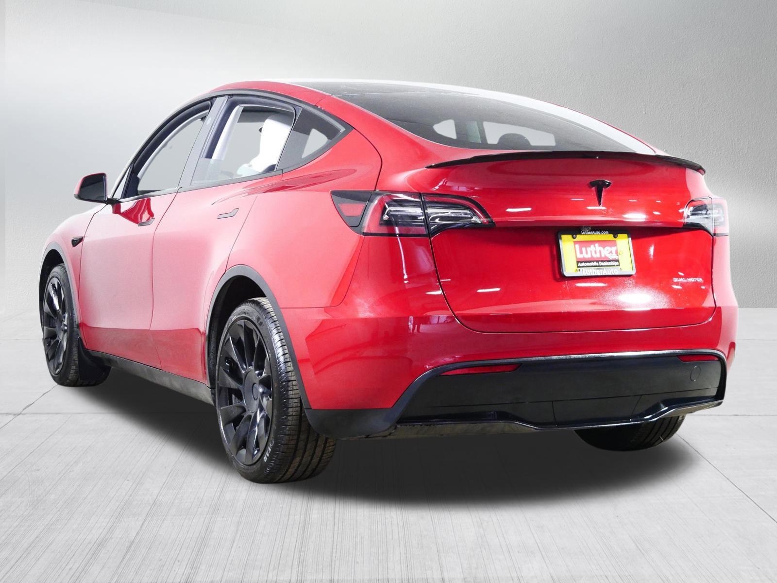 Used 2023 Tesla Model Y Long Range image 5