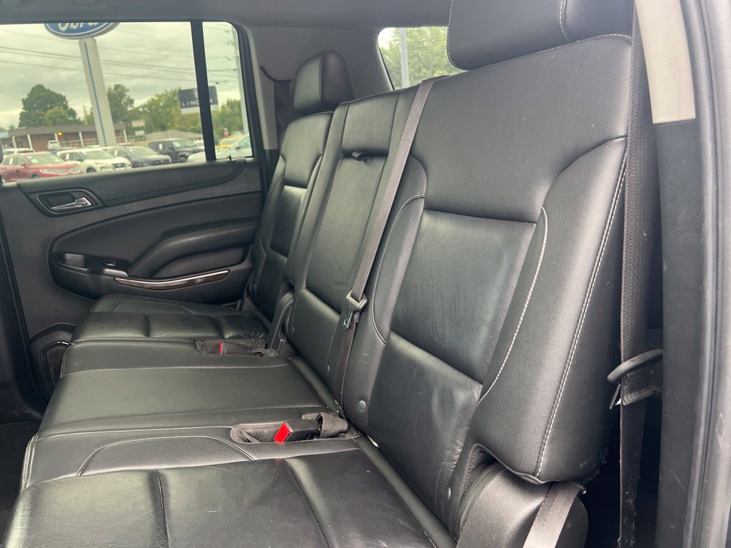 Used 2020 Chevrolet Suburban LT AWD/4WD image 8
