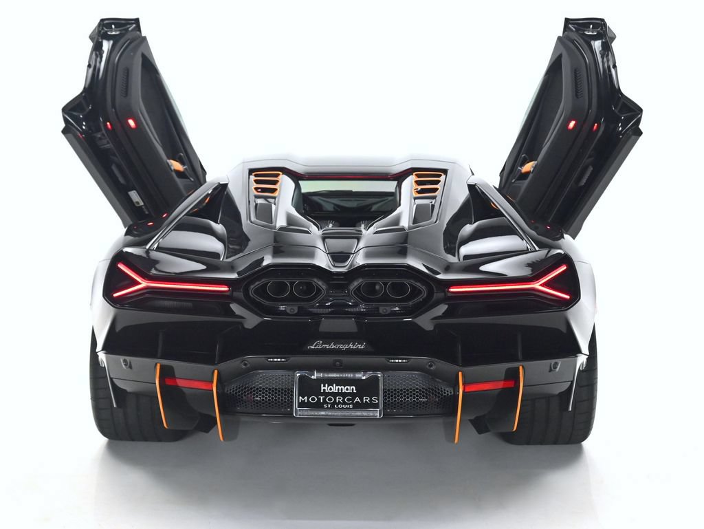 Used 2026 Lamborghini Revuelto AWD/4WD image 5