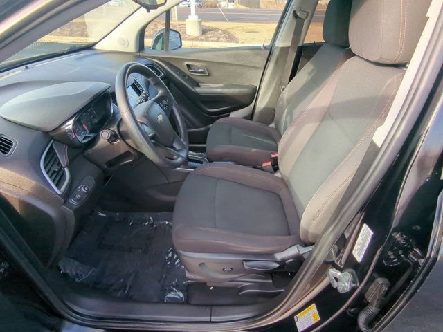 Used 2018 Chevrolet Trax LS image 8