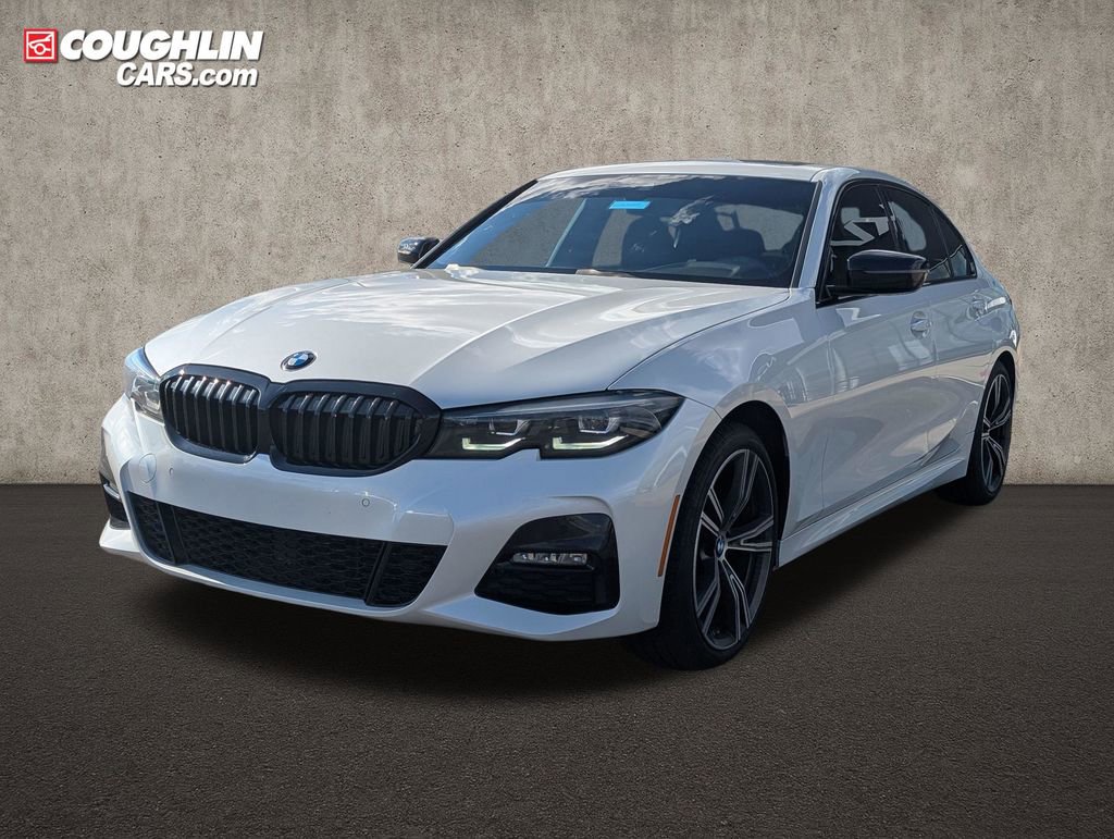 Used 2022 BMW 330i xDrive Sedan w/ M Sport Package image 3